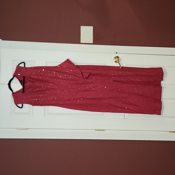 St. John Dresses & Skirts - St. John Shimmer Dress